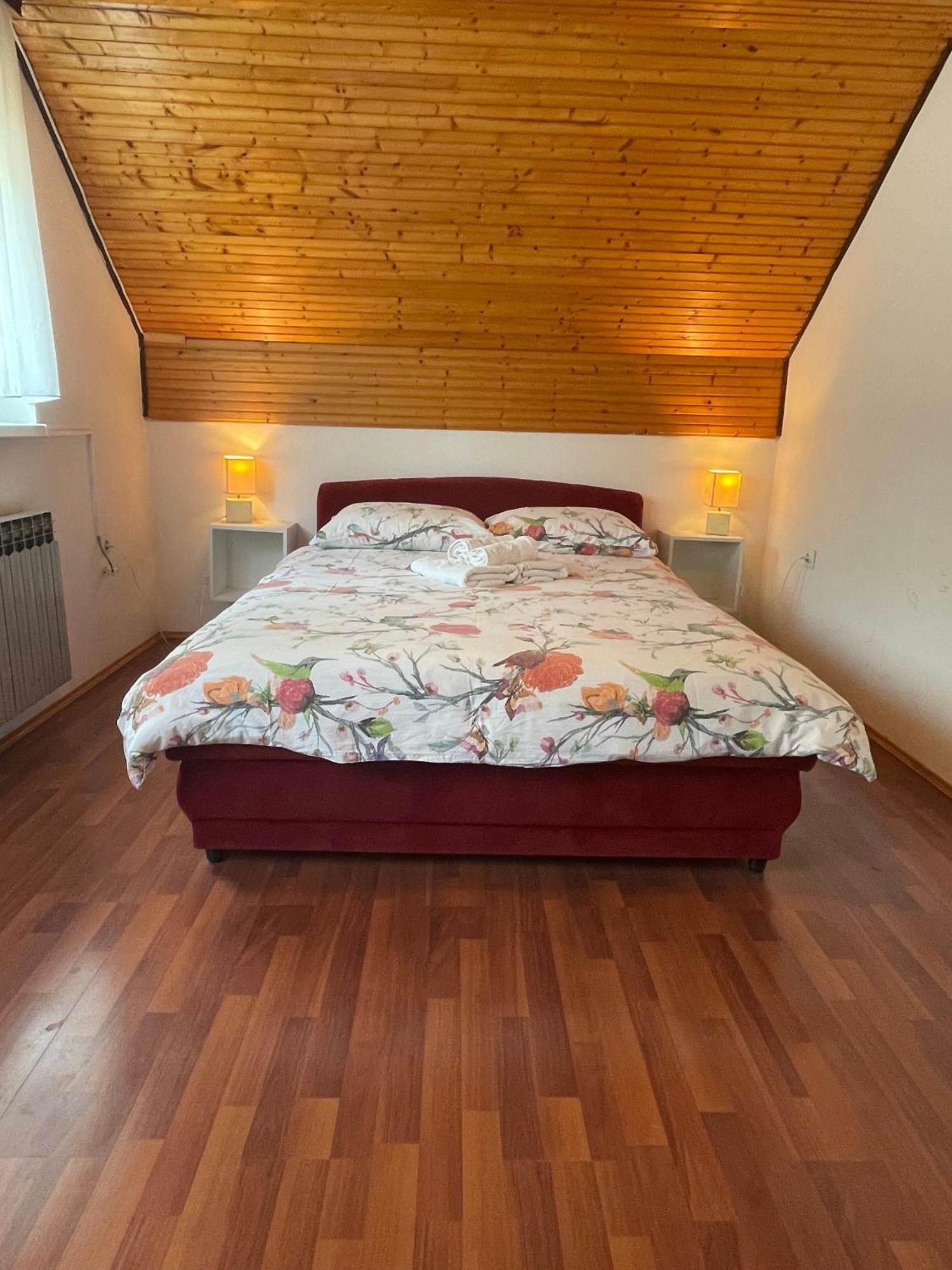 Apartments With A Parking Space Smoljanac, Plitvice - 12345 Room photo